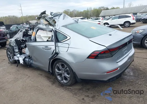 2024 Honda Accord Ex z USA, uszkodzony, nr VIN 1HGCY1F39RA056671